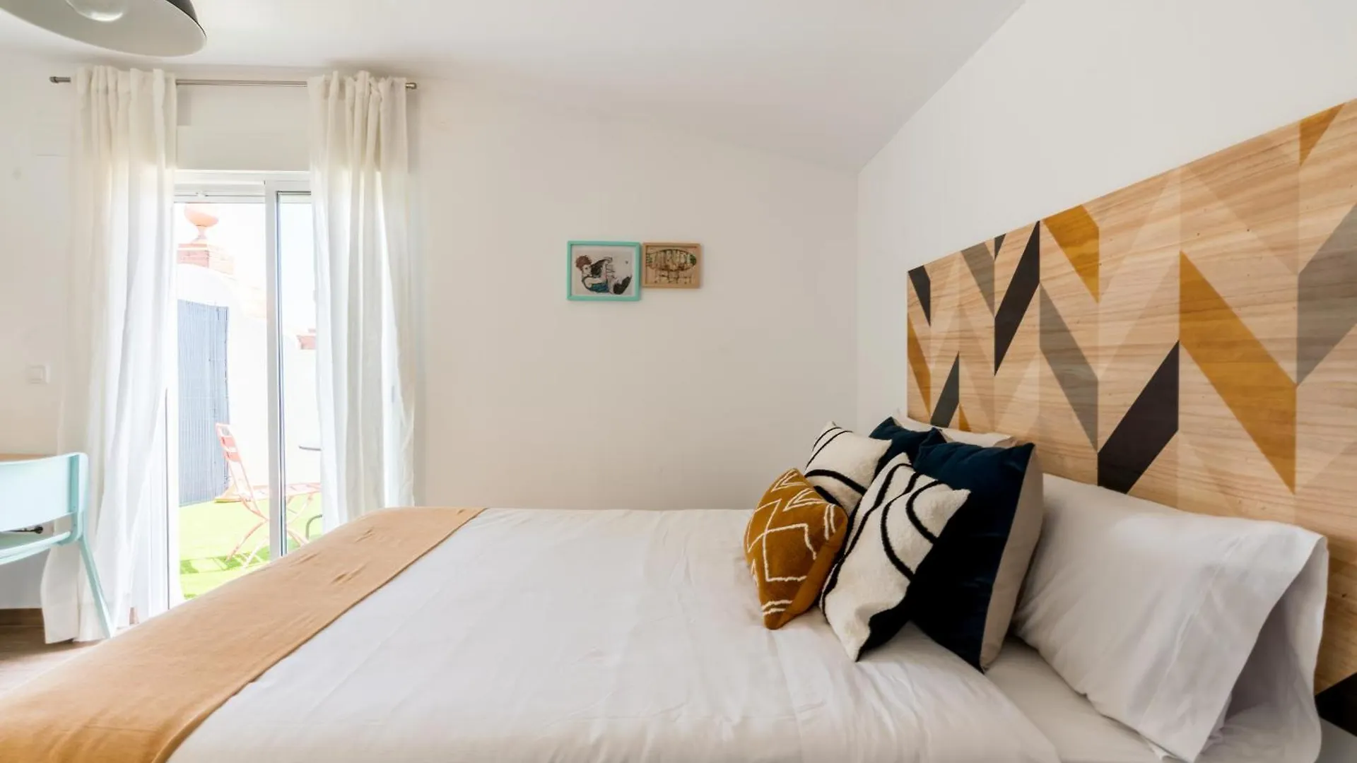 Sunny Study In Triana Apartment Seville 0*,  Spain