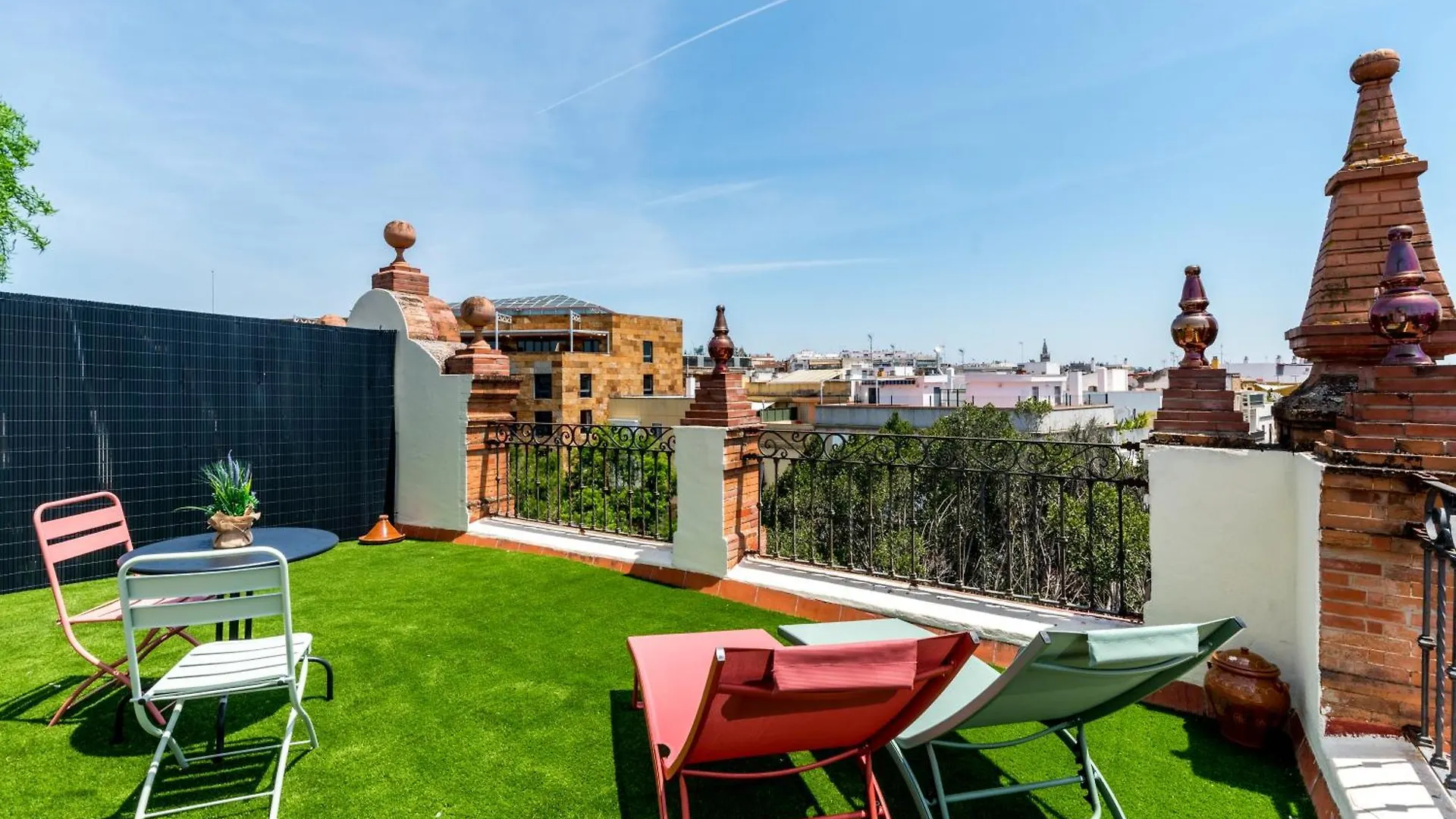 Sunny Study In Triana Apartment Seville Spain